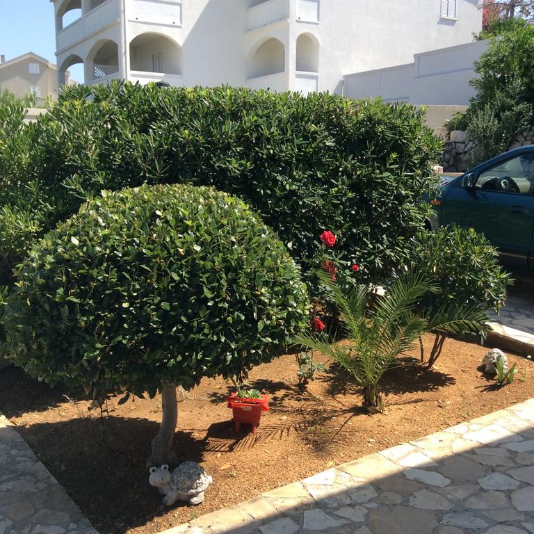 Island Of Pag Holiday Apartments 외부 사진