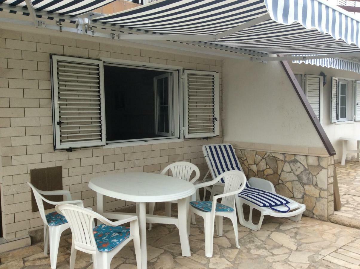 Island Of Pag Holiday Apartments 외부 사진