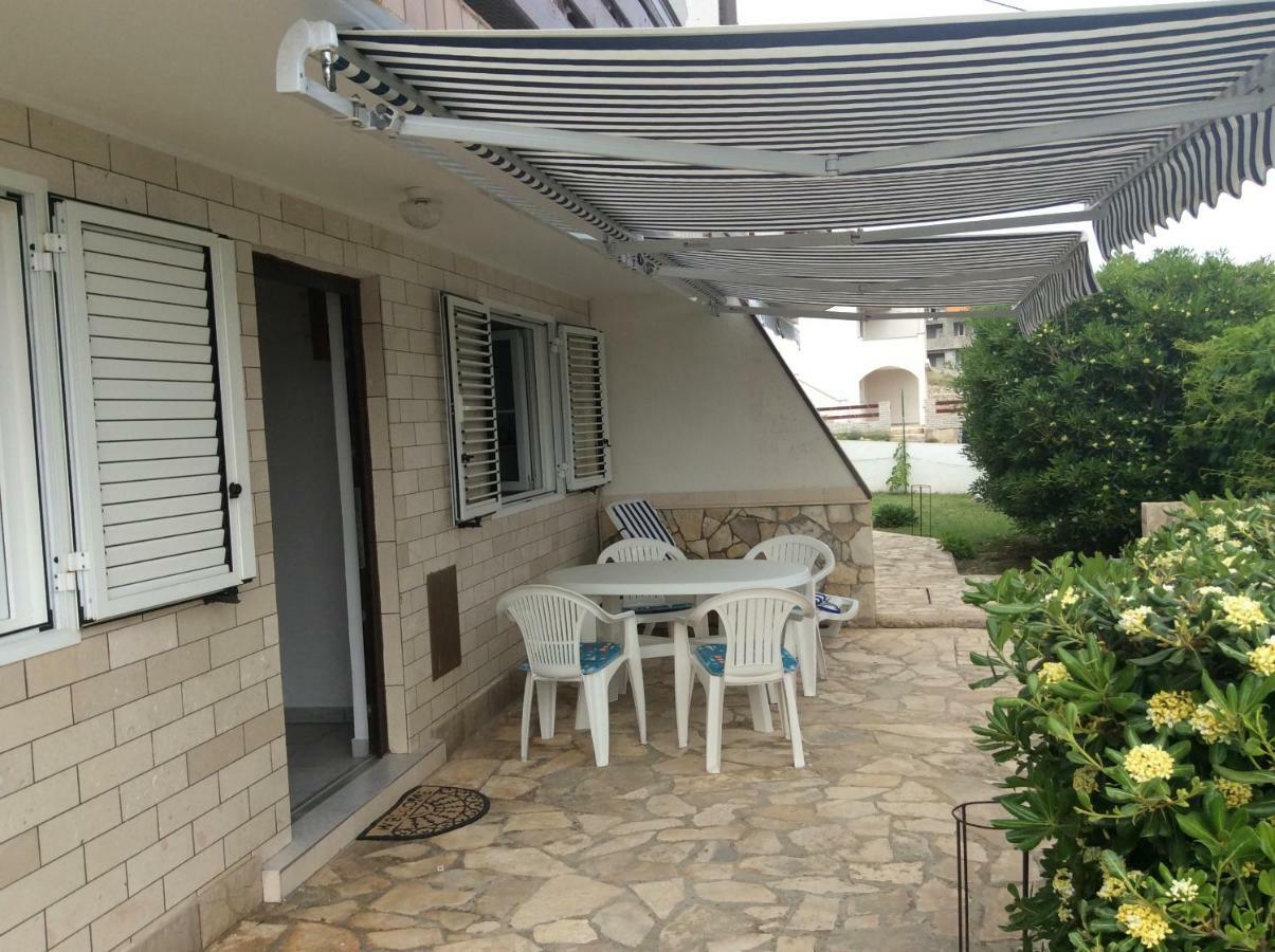 Island Of Pag Holiday Apartments 외부 사진