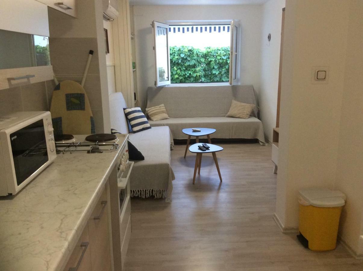 Island Of Pag Holiday Apartments 외부 사진
