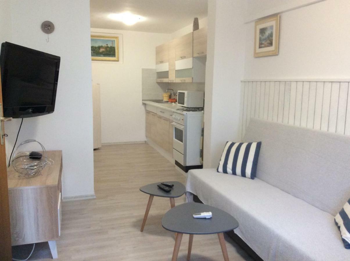 Island Of Pag Holiday Apartments 외부 사진
