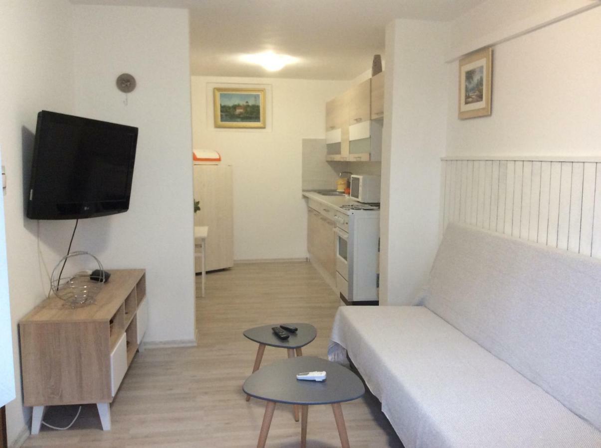 Island Of Pag Holiday Apartments 외부 사진