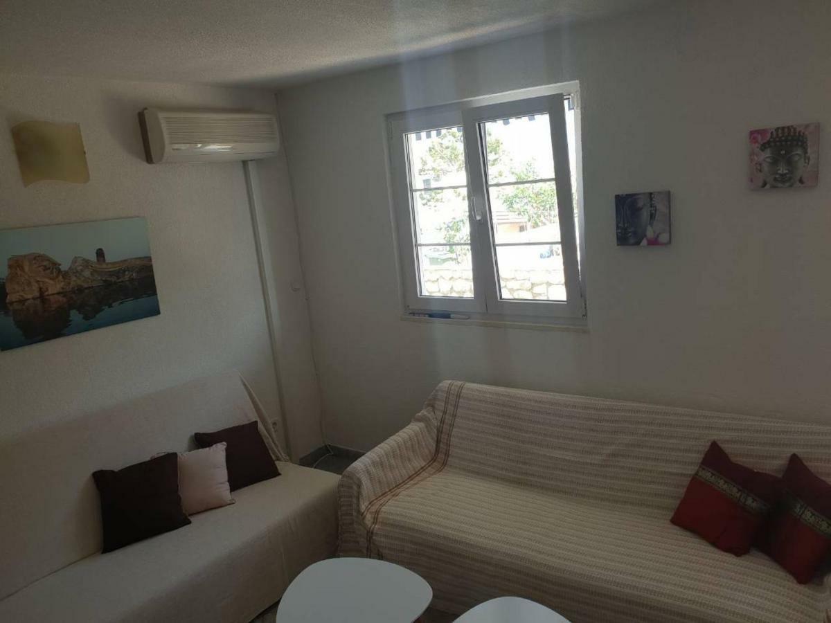 Island Of Pag Holiday Apartments 외부 사진